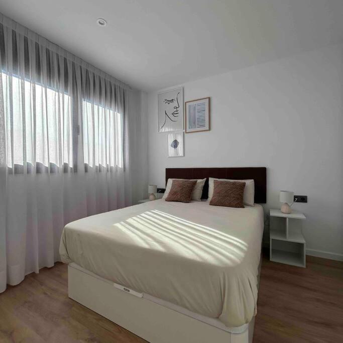 Estrenalo A Minutos De Bcn Apartment Sant Feliu de Llobregat Luaran gambar
