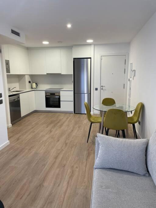 Estrenalo A Minutos De Bcn Apartment Sant Feliu de Llobregat Luaran gambar